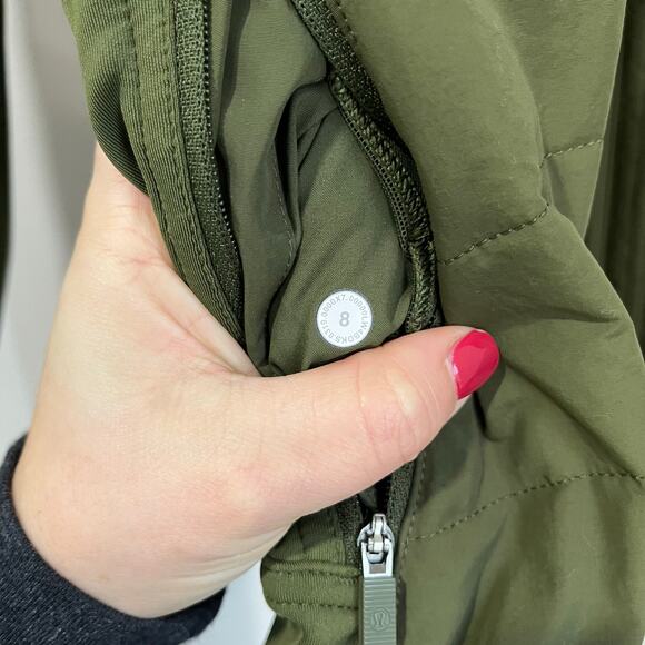Lululemon Another Mile Jacket Landscape Green Size 8 Hooded Puffer Active Runner - Picture 8 of 10